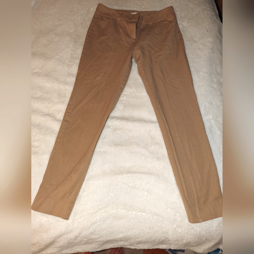 New York and company stretch pants with a straight pant leg size 6